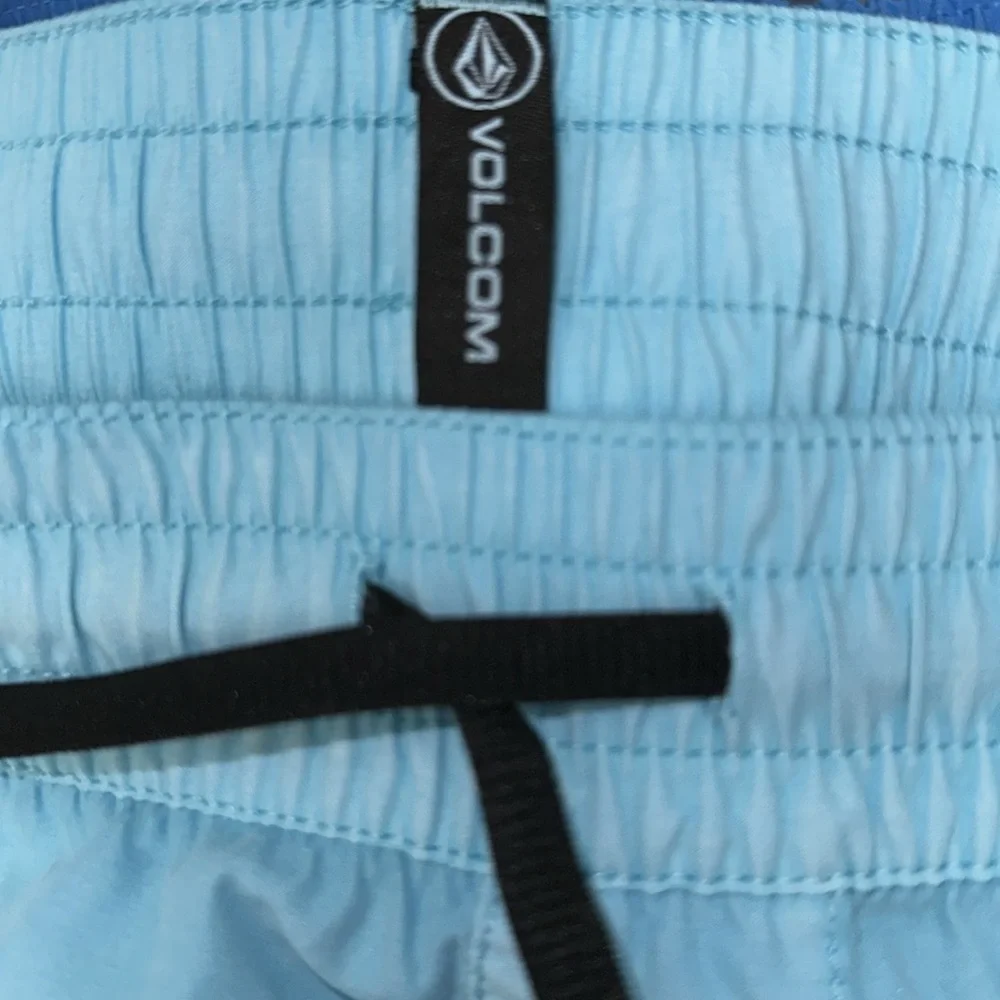 Volcom Standard 17-inch Elastic Waist Surf Swim Trunks Blue Men's‎ NWT
